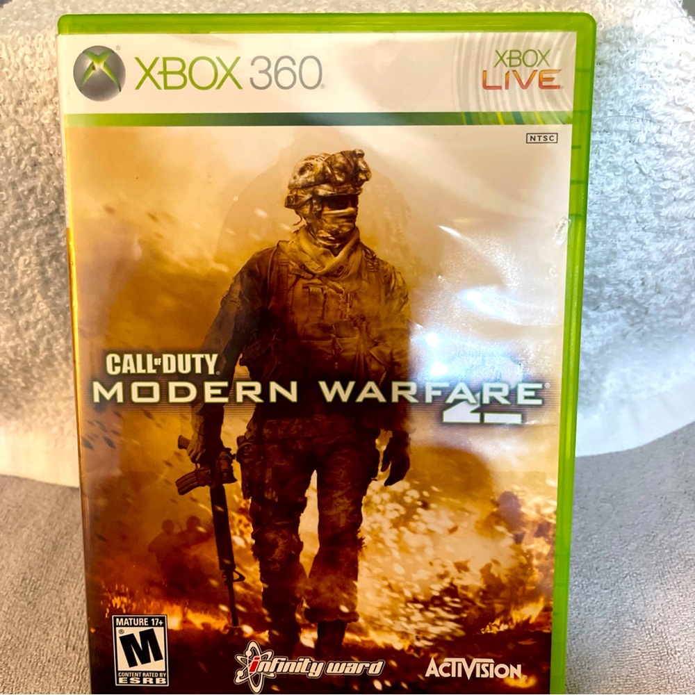 Call of Duty Modern Warfare 2 Xbox 360 CIB TESTED & WORKING Disc Is Near Mint